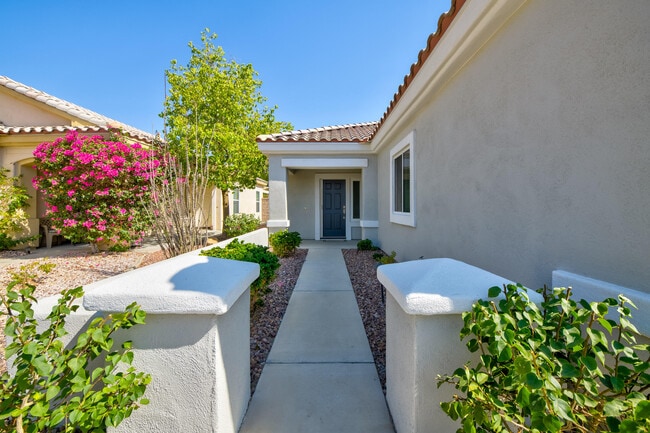 Photo - 78680 Postbridge Cir