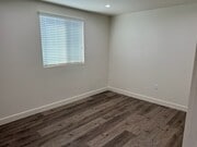 Photo - 5872 Towne Ave