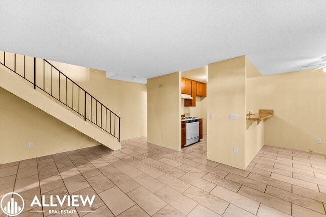 Photo - 16621 Jib Cir Unit 3