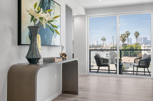 Photo - Bedford Twenty - Luxury Condos