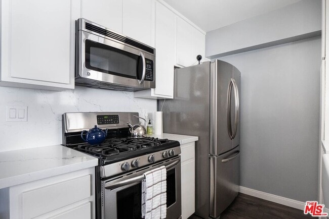 Photo - 12119 Rochester Ave