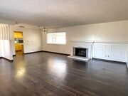 Photo - Beautifully Maintained Northern Vandenberg... House