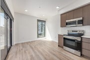 2BR, 2BA - 900SF - Dining Room - Onyx154 Apartments