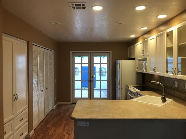 Photo - San Roque 3 Bedroom Townhouse - Available Late January Unit 7