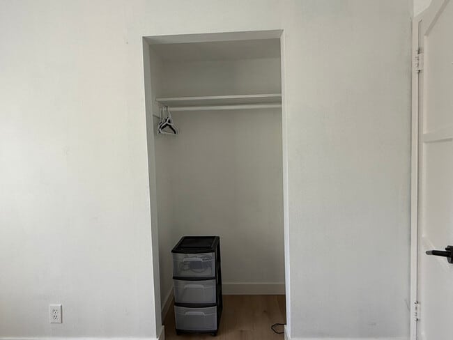 Photo - 3736 S Bentley Ave Unit 3738