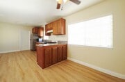 Photo - House - 3 Bedrooms / 1 Baths - Compton