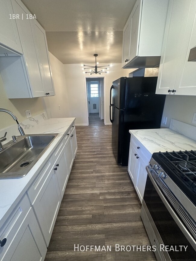 Building Photo - 14161 Friar St Unit 2