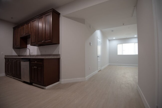 Photo - 7122 Amigo Ave Unit 102