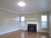 Photo - 215 E Scott St