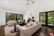 Photo - 2528 Carman Crest Dr