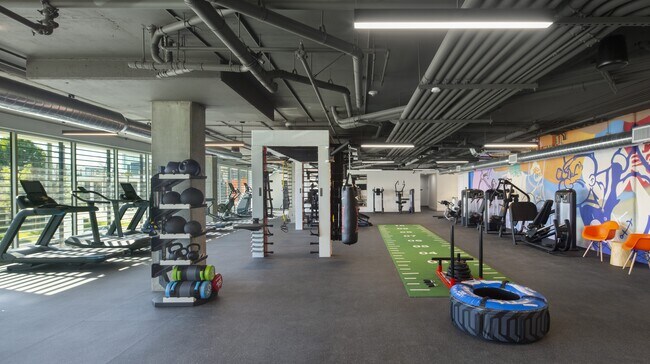 Photo - The Q Variel