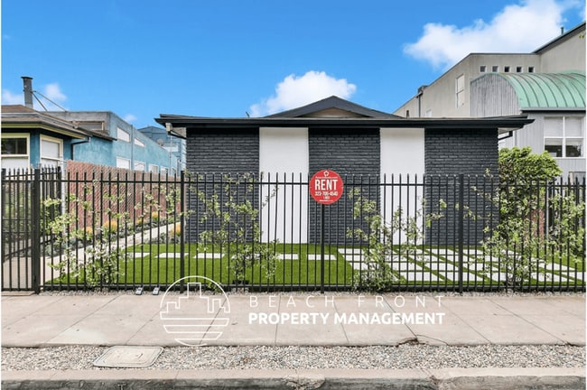 Photo - 412 Brooks Ave.