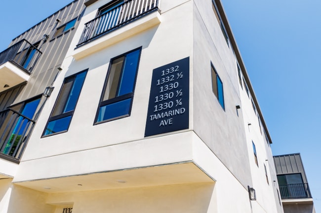 Photo - 1332 Tamarind Ave