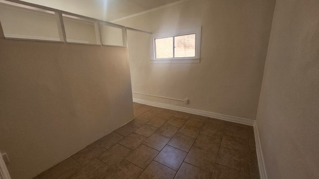 Photo - 239 W 25th St Unit 6