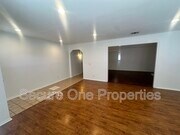 Photo - 1731 Damon St
