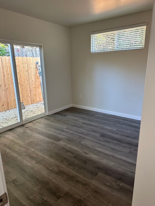 Photo - 452 N Crescent Heights Blvd