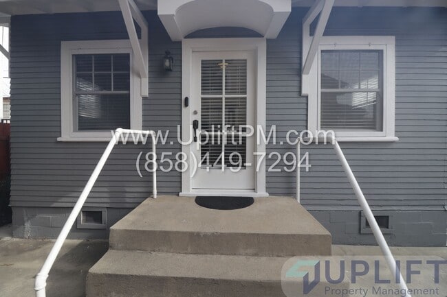 Photo - 35th St (4745-4749) Unit 4747