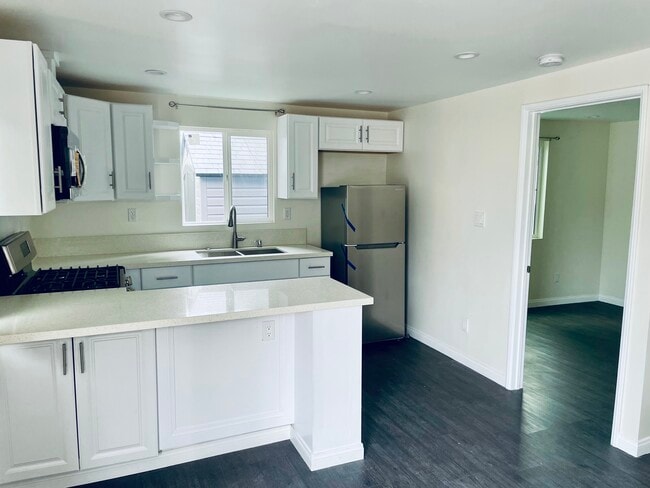 Photo - 463 N Ardmore Ave