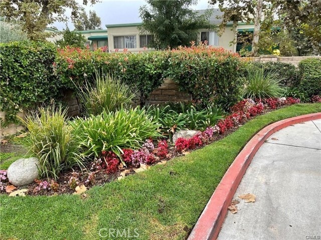 Photo - 18504 Mayall St