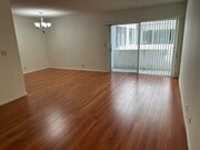 Photo - 1411 N Poinsettia Place Apartments