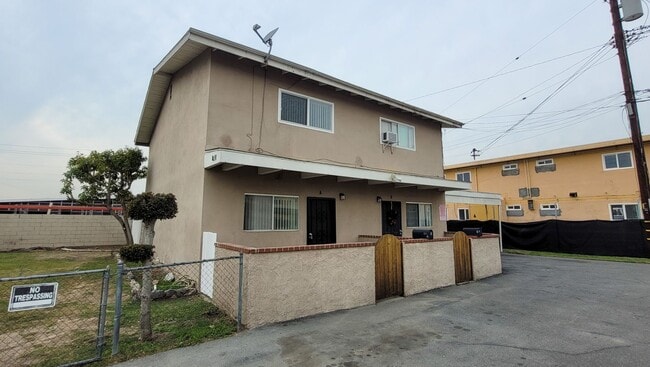 Building Photo - 8031 Fillmore Dr Unit A