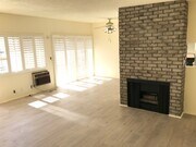 Photo - 25921 Oak St