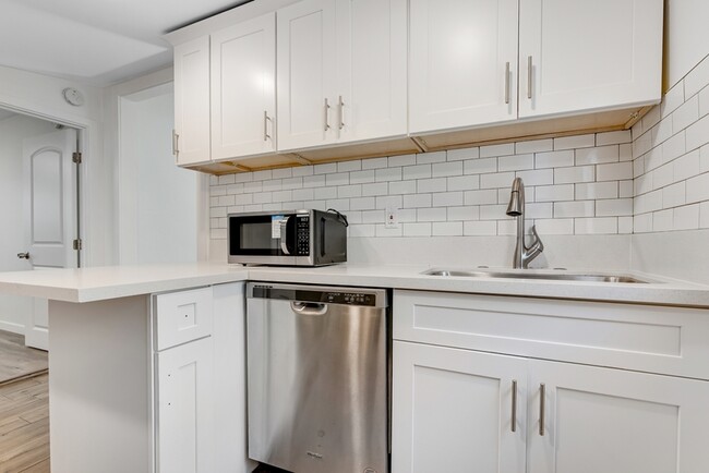 Photo - 631 Indiana Ave