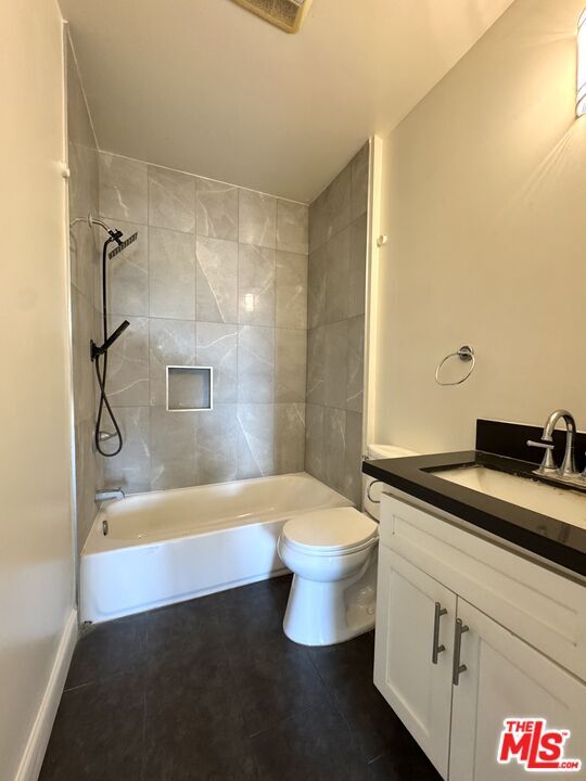 Photo - 3835 Whittier Blvd Unit 2