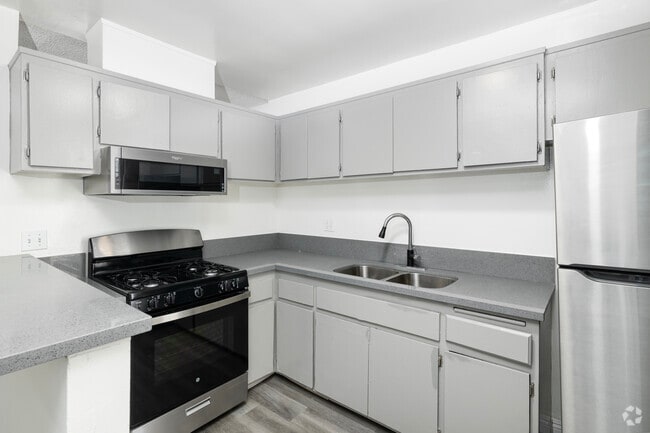 Kitchen - A41--1204-1208 West Adams Blvd.