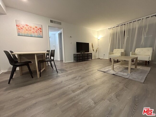 Photo - 11750 Sunset Blvd Unit 221