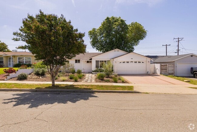 Building Photo - Oak View 3 bedroom 2 bath Rental
