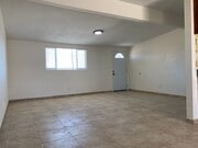 Photo - 3 bed  1 bth Available now.. Apply today! House