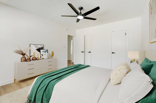 Photo - 1140 N Ogden