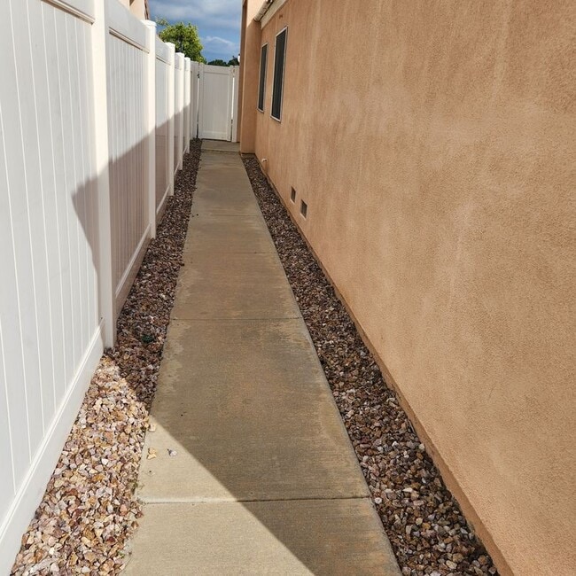 Photo - 29806 Coral Tree Ct