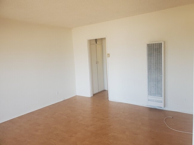 Photo - 1128 Raymond Ave Unit 6