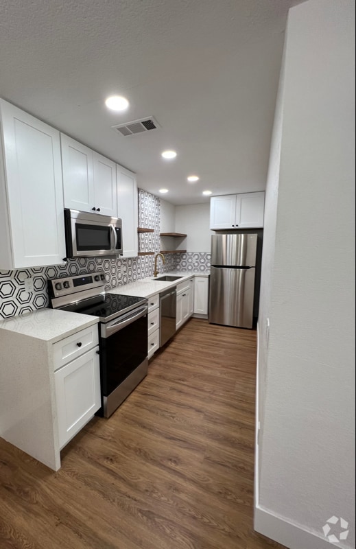 Building Photo - 680 N Ashurst Ct Rental