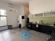 Photo - 3771 Centre St