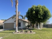 Photo - 3-Bedroom Home, Large Back
La Quinta, Long-term (1 Year) Rental