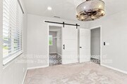 Photo - 2025 Ainsley Rd