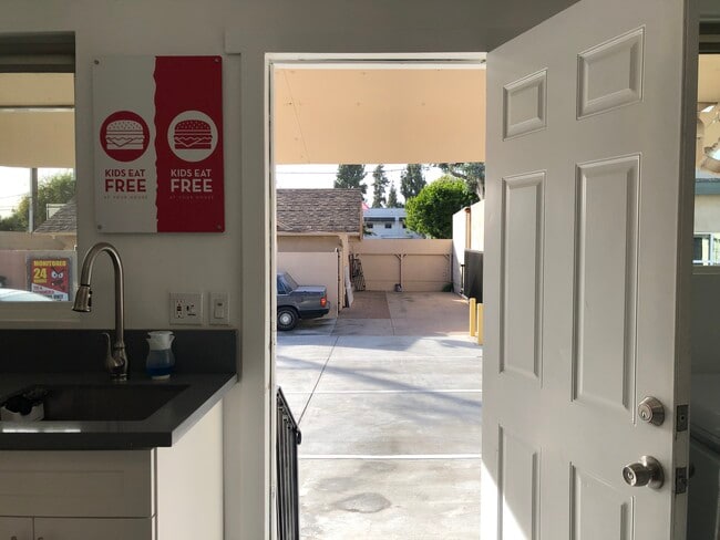 Entrance - 115 N San Gabriel Blvd Unit A