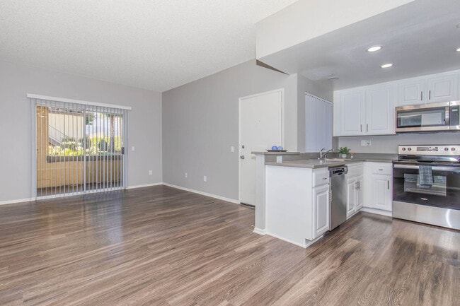 Photo - Club Pacifica Apartment Homes