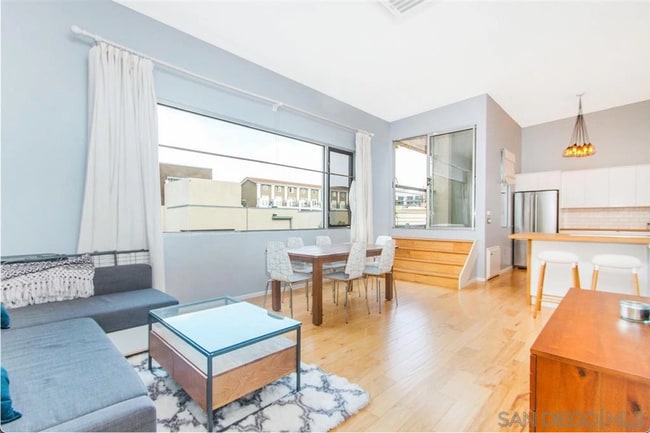 Building Photo - Live in the Heart of Little Italy! 2BD/2BA Modern Condo! Unit 25