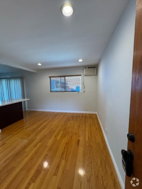 Building Photo - 5567 Inglewood Blvd Unit 8 Rental