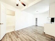 Photo - 950 Clela Ave