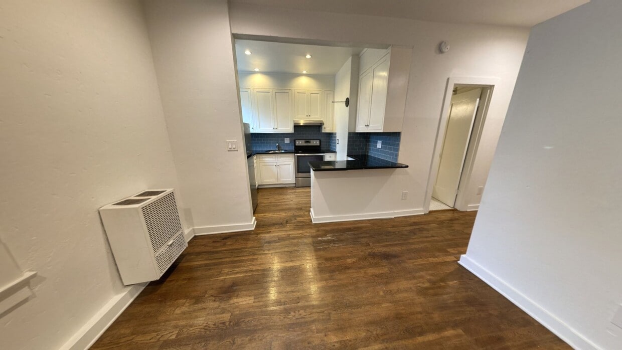 3D Tour - Sunset Apts...Gorgeous Newly Remodeled Apa...