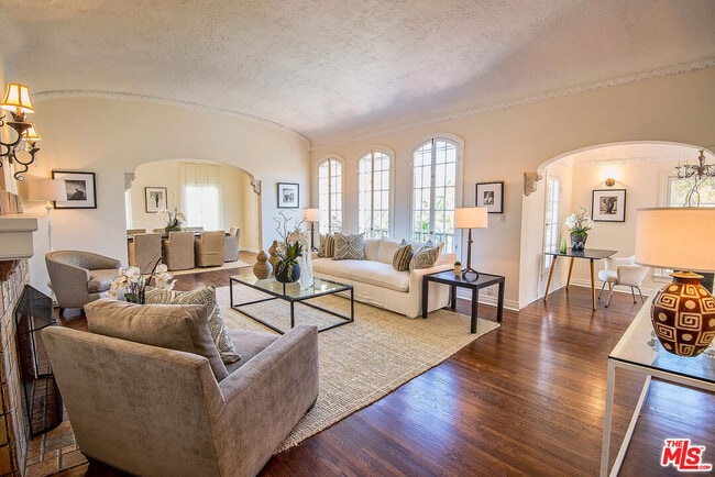 Photo - 239 S Orange Dr Unit L