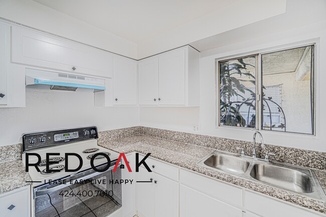 Photo - 17516 Grand Ave Unit 1