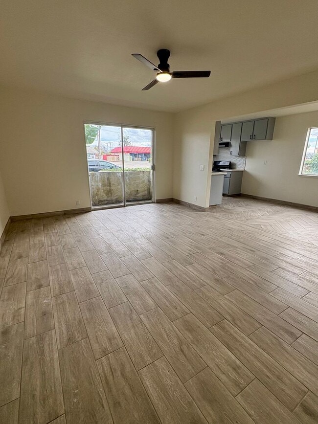 Photo - 1951 N Ventura Rd Unit A