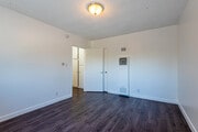 Bedroom - 4324 Ventura Canyon Ave (near Ventura Blvd...