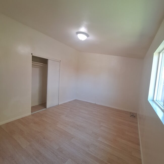 Photo - 9402 Fermi Ave